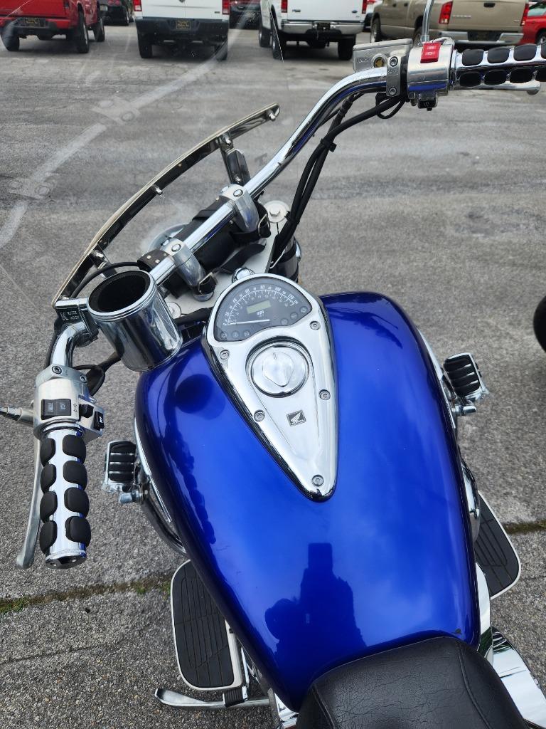 2006 Honda 1300