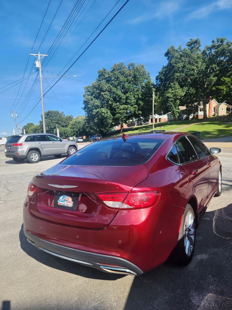 2015 Chrysler 200
