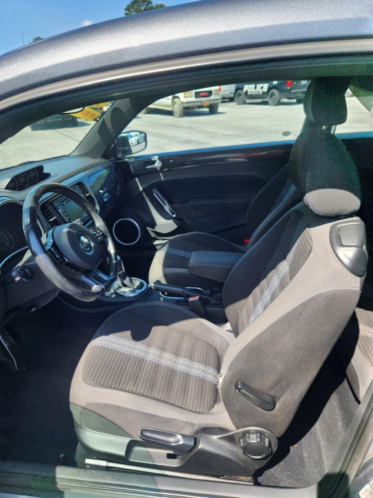 2012 Volkswagen Beetle