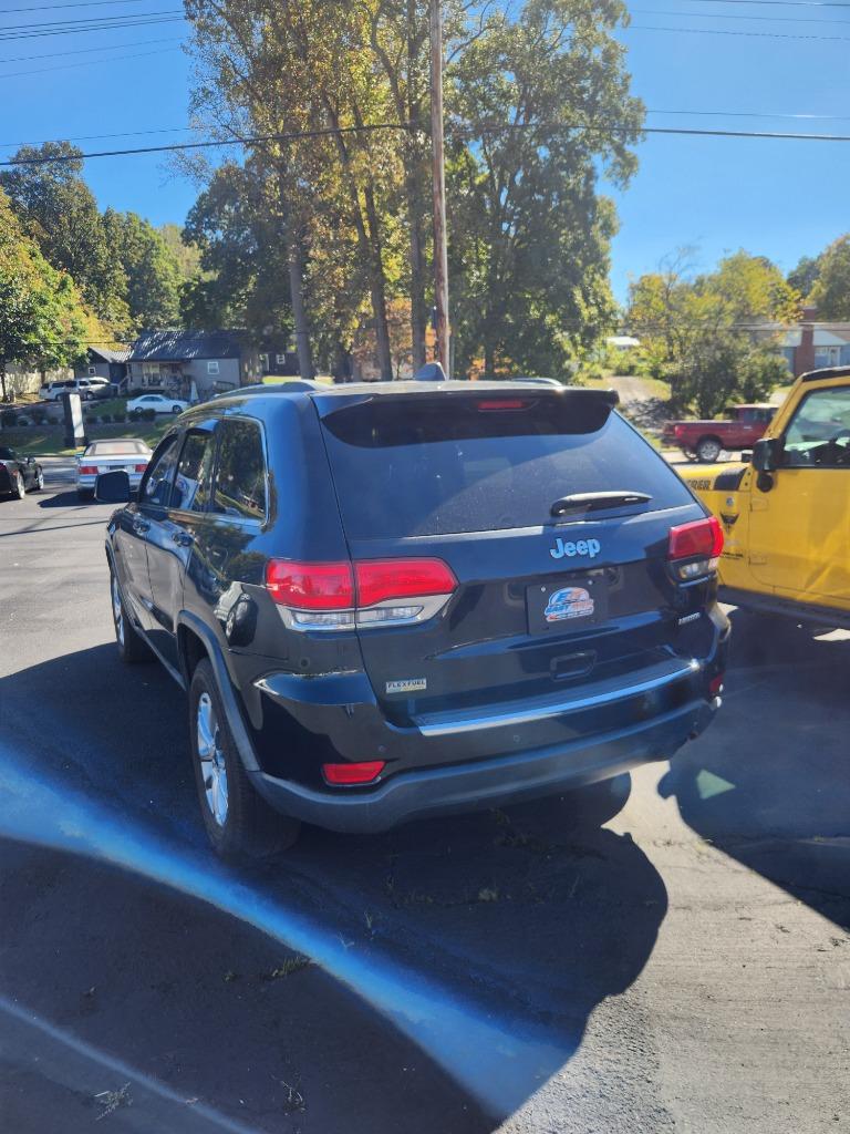 2015 Jeep Cherokee - $9,995