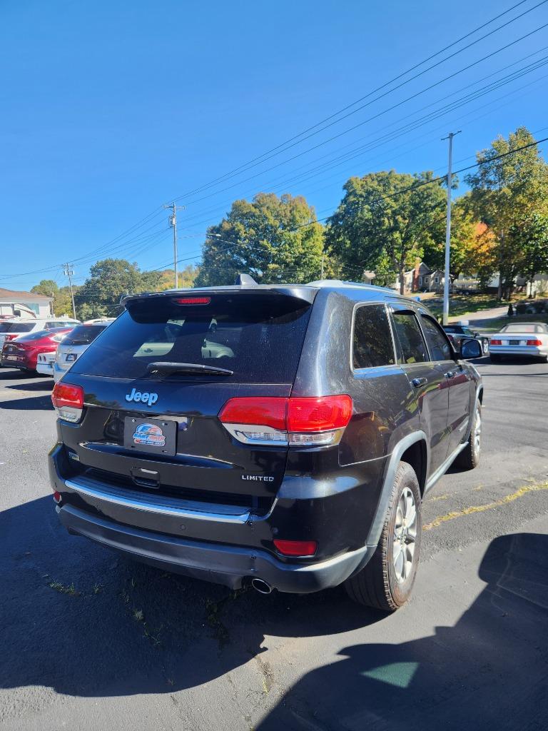 2015 Jeep Cherokee - $9,995