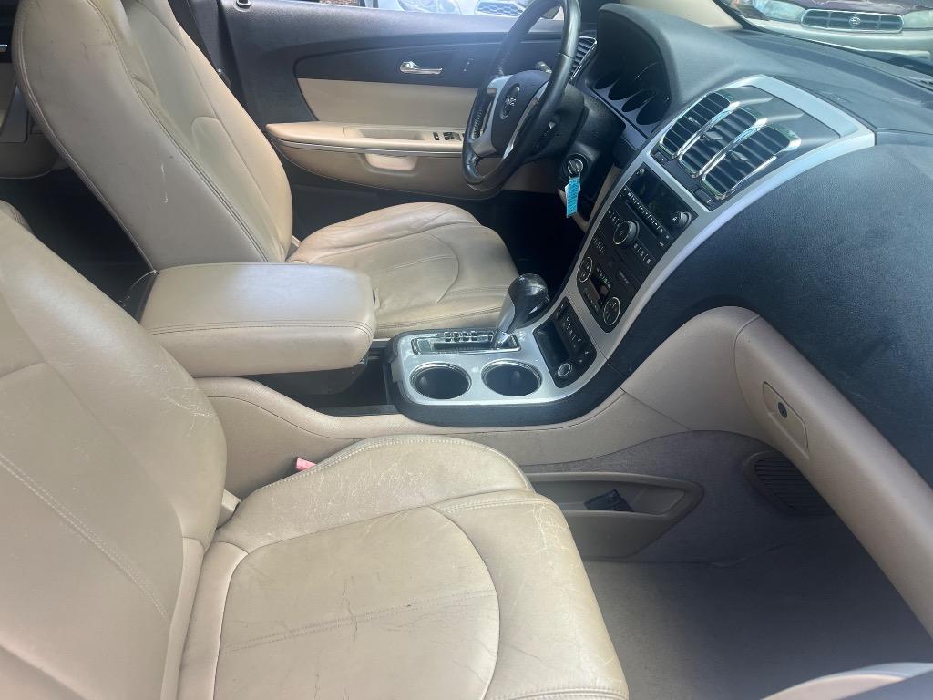 2011 GMC Acadia - $6,550