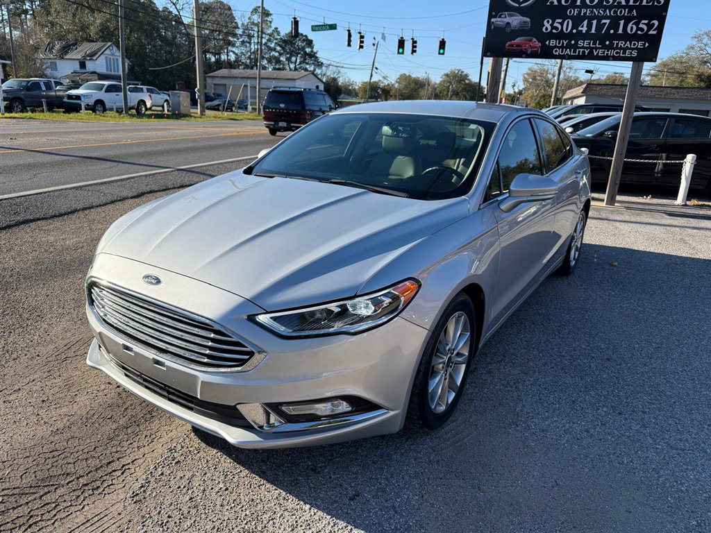 2017 Ford Fusion SE photo