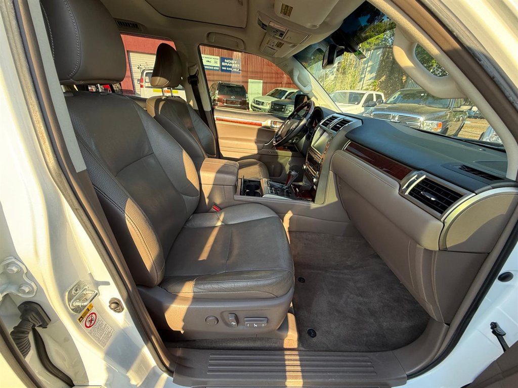 2015 Lexus GX 460 photo