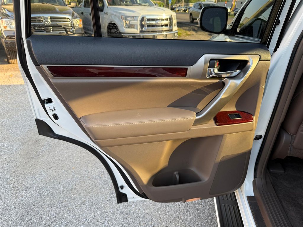 2015 Lexus GX 460 photo