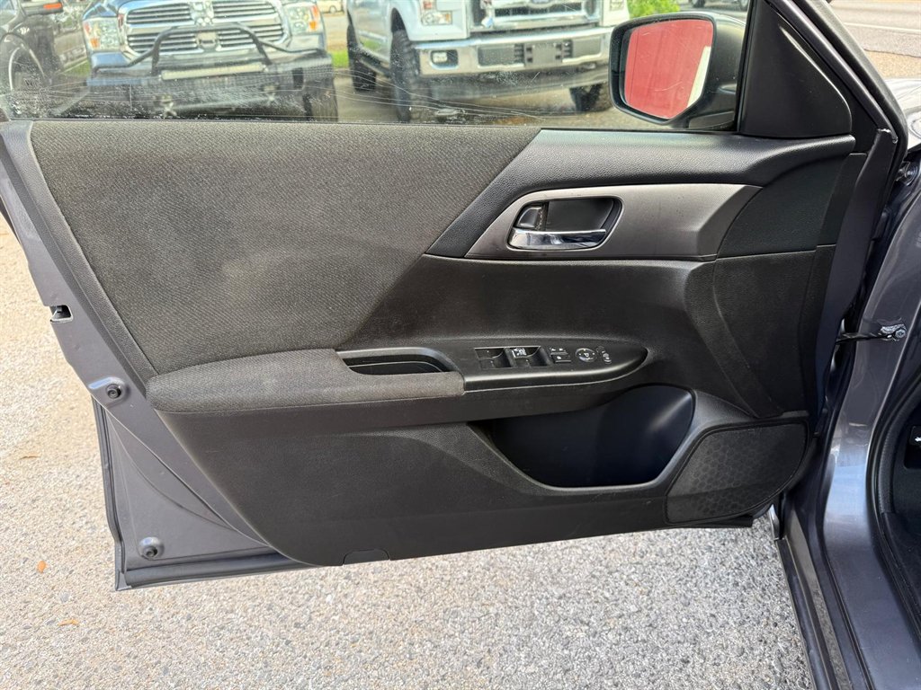 2013 Honda Accord LX photo
