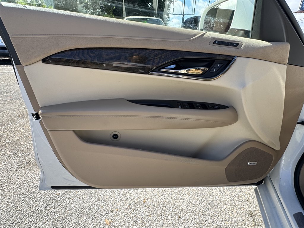 2016 Cadillac ATS Luxury photo