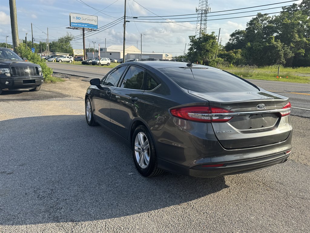 2018 Ford Fusion SE photo