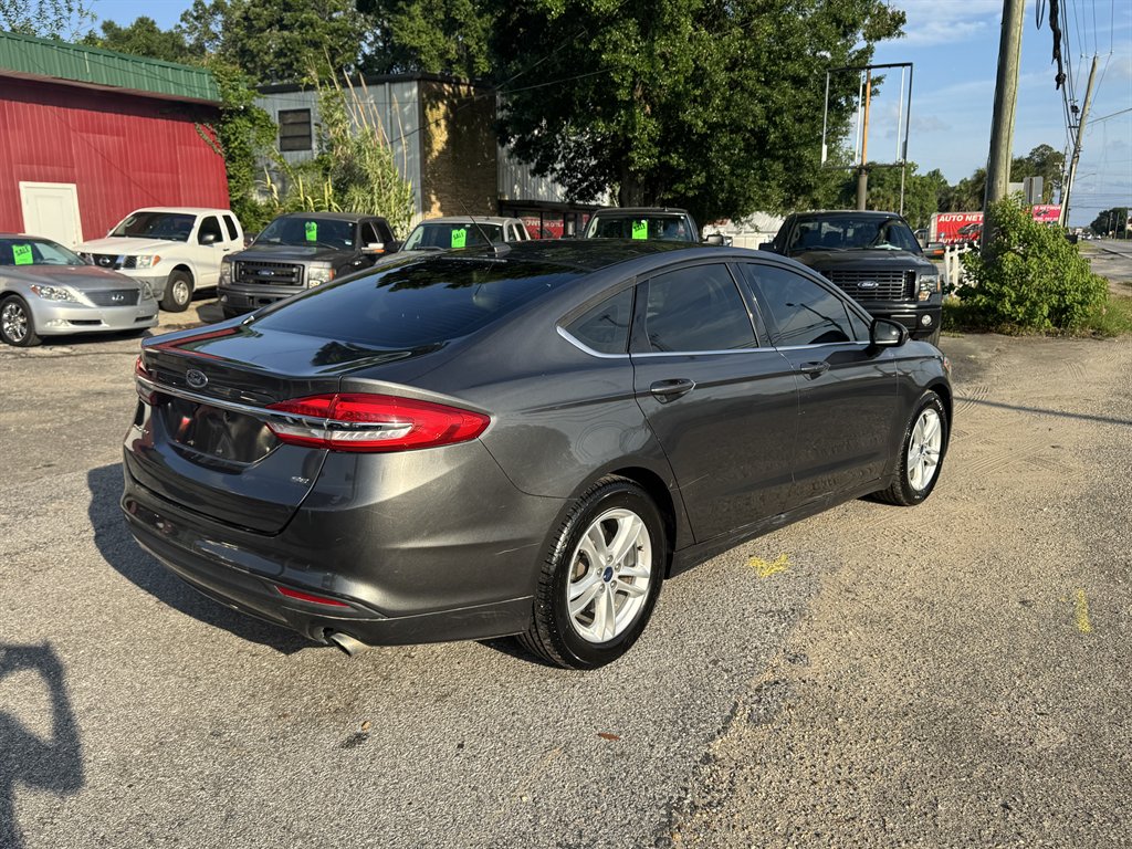 2018 Ford Fusion SE photo