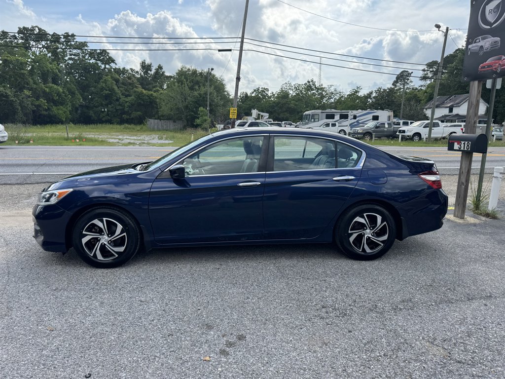 2017 Honda Accord LX photo