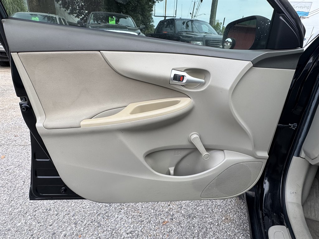 2009 Toyota Corolla photo