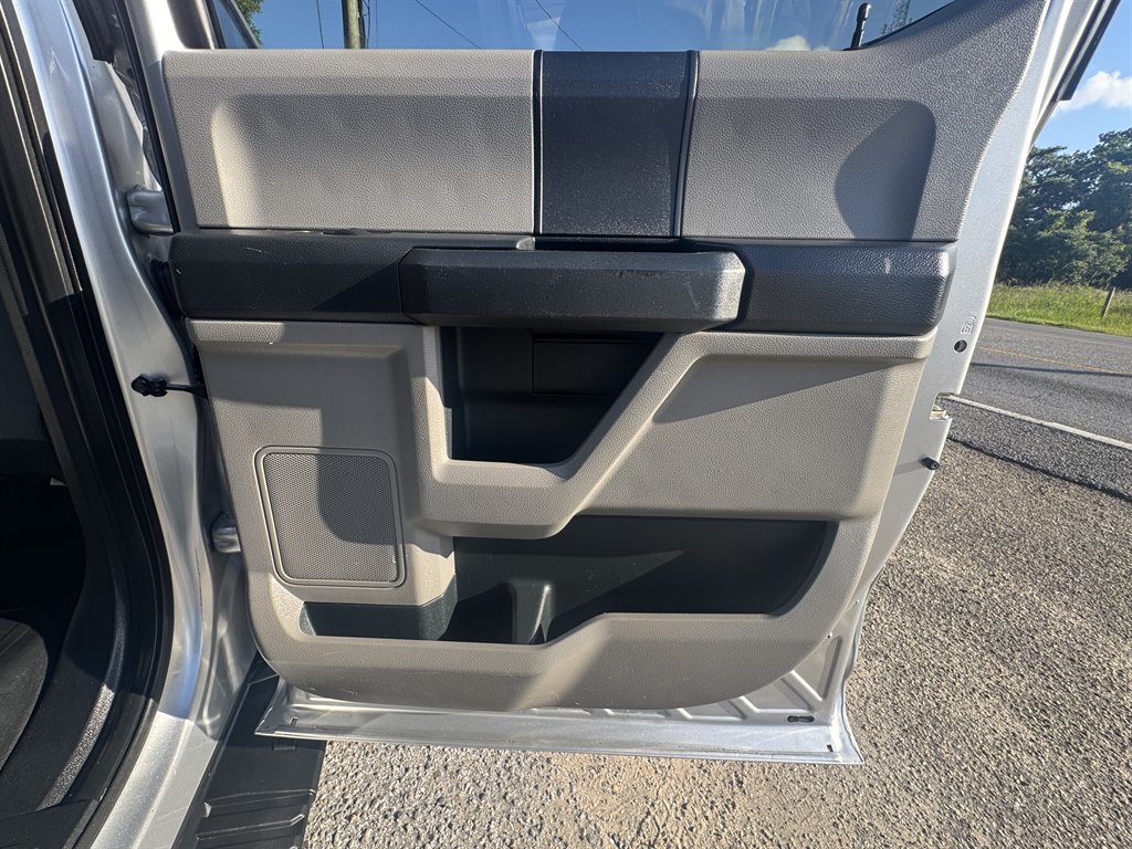 2015 Ford F-150 - $14,995