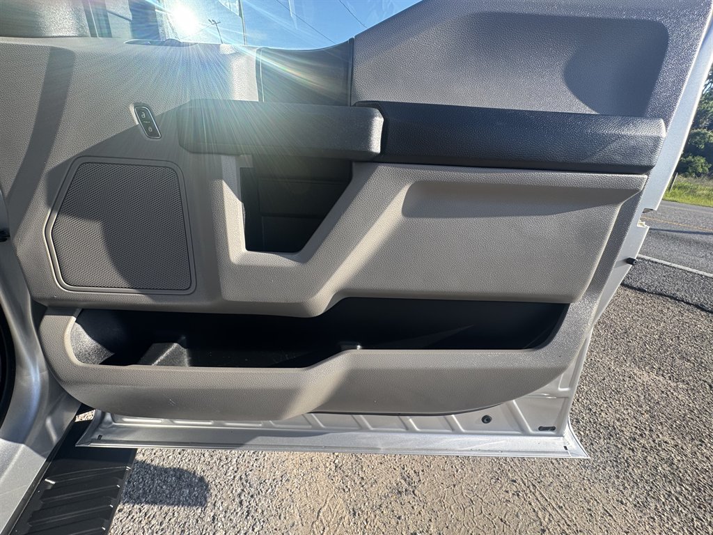 2015 Ford F-150 - $14,995