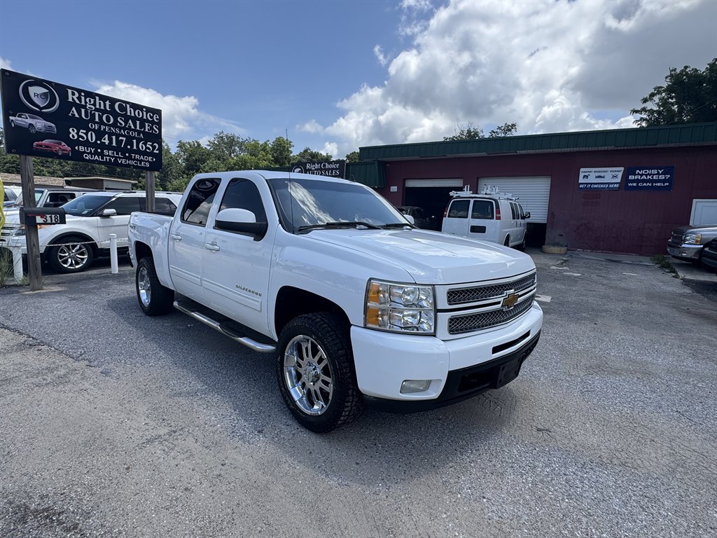 2013 Chevrolet Silverado - $12,995