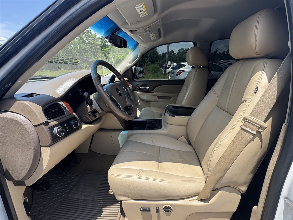 2013 Chevrolet Silverado - $12,995