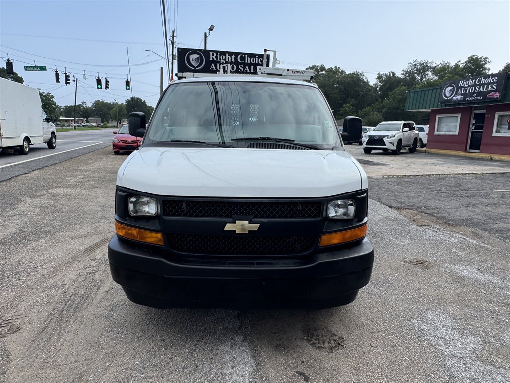 2017 Chevrolet Express - $14,995