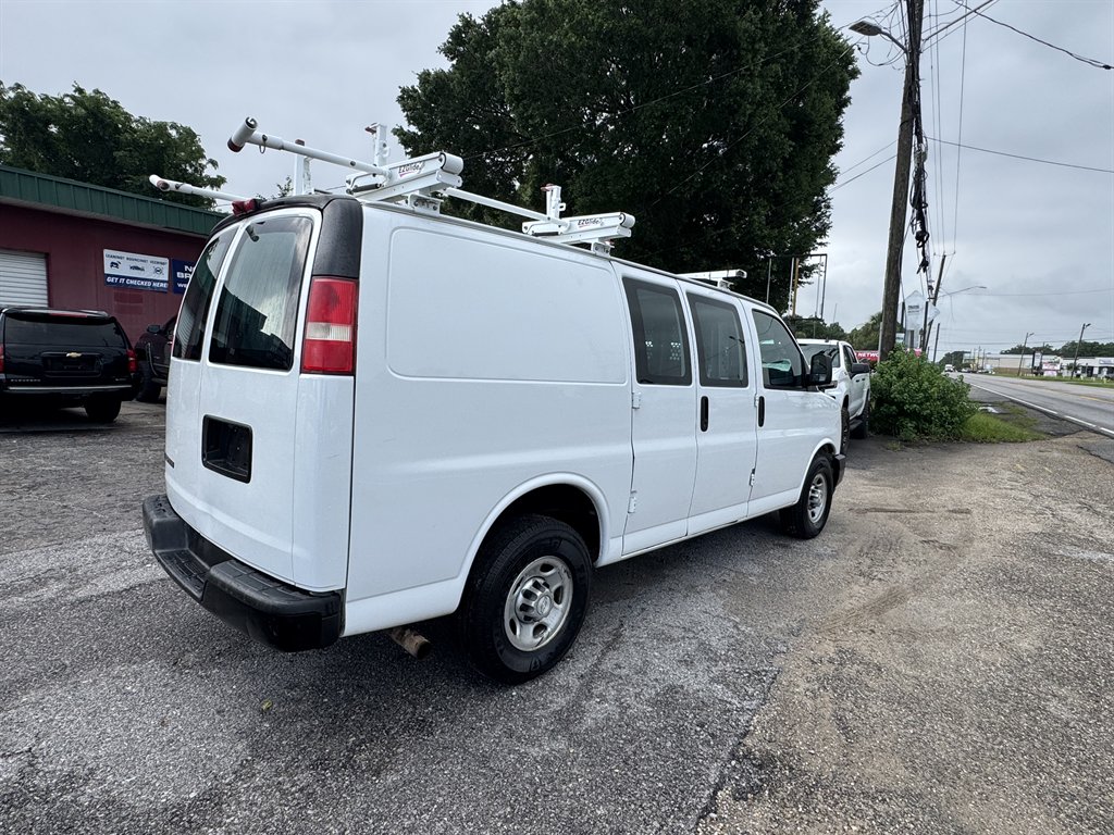 2017 Chevrolet Express - $14,995