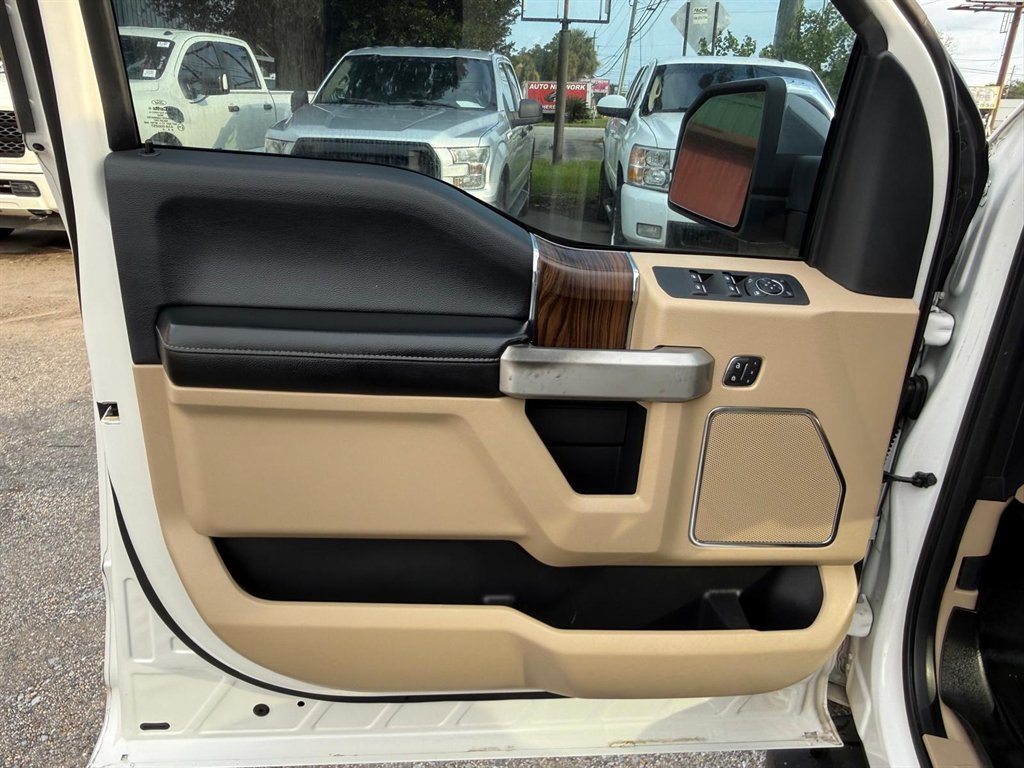 2015 Ford F-150 - $17,995