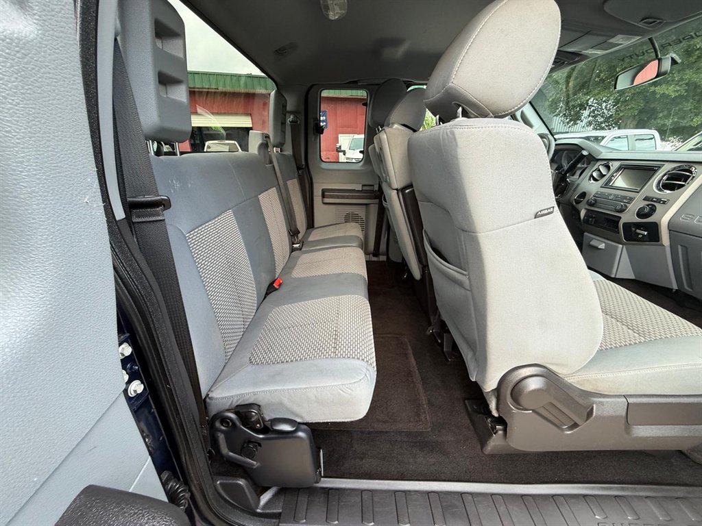 2015 Ford F-250 - $19,995
