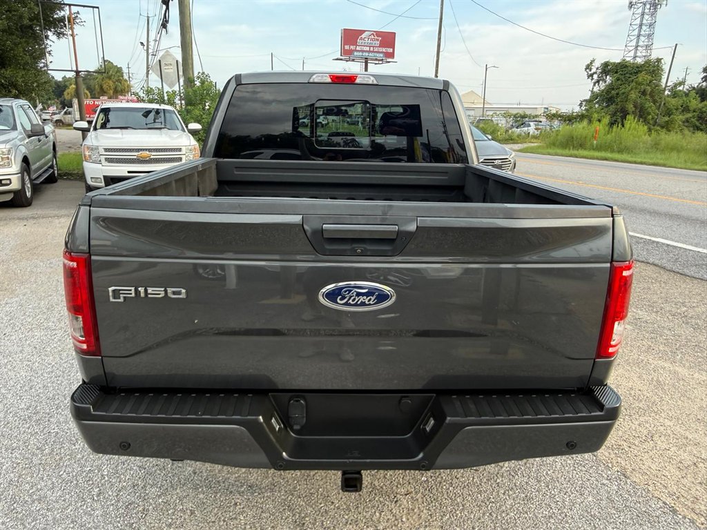 2016 Ford F-150 - $19,995