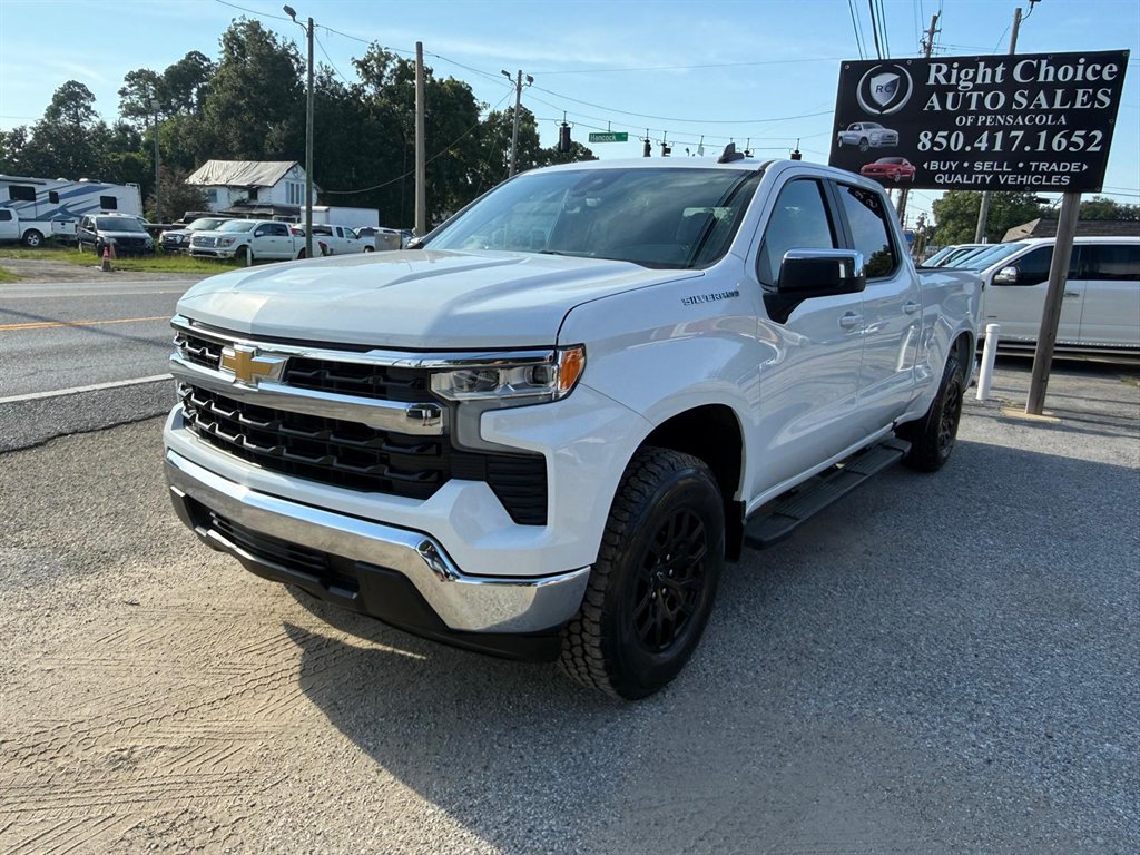 2023 Chevrolet Silverado - $22,995