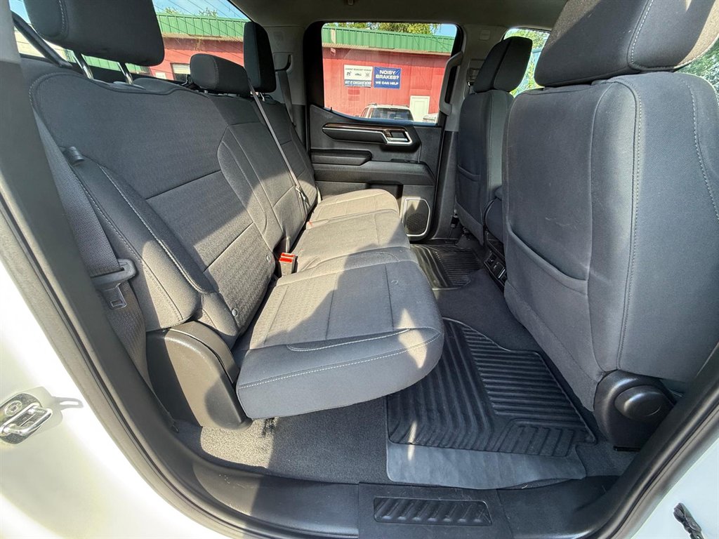 2023 Chevrolet Silverado - $22,995