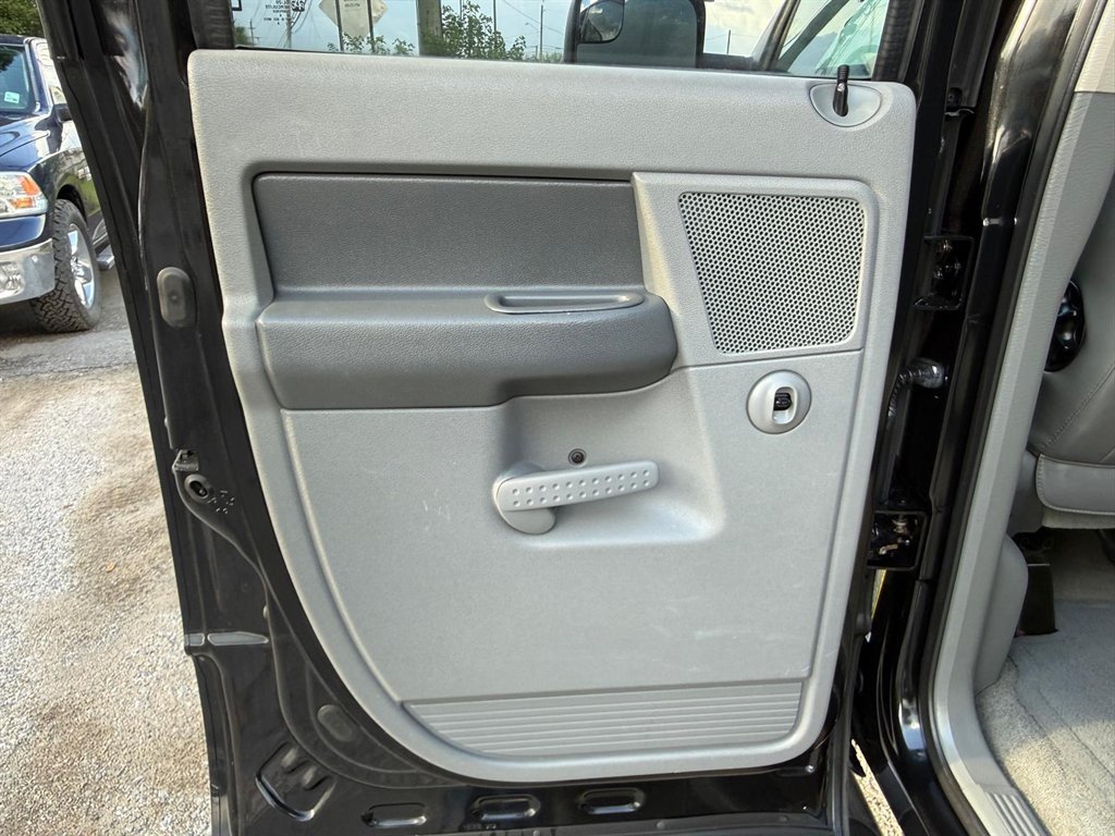 2006 Dodge Ram - $8,995