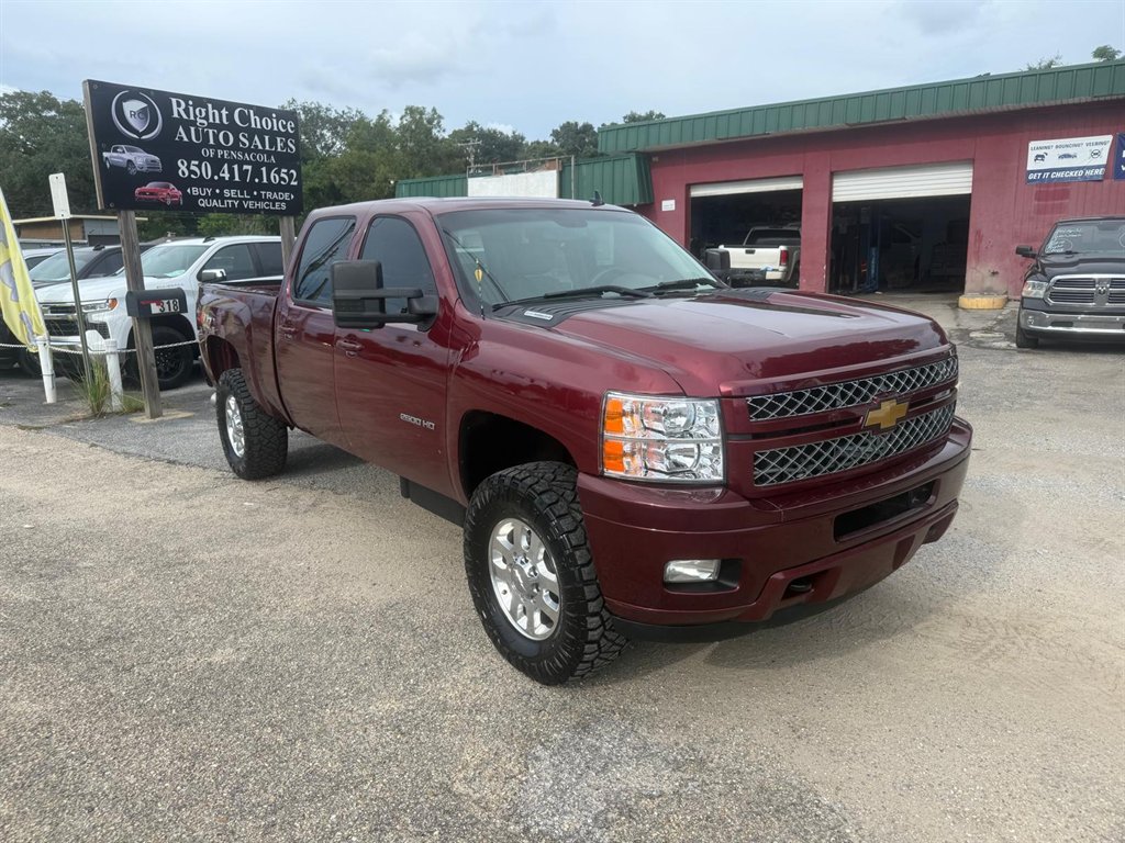2013 Chevrolet Silverado - $22,995