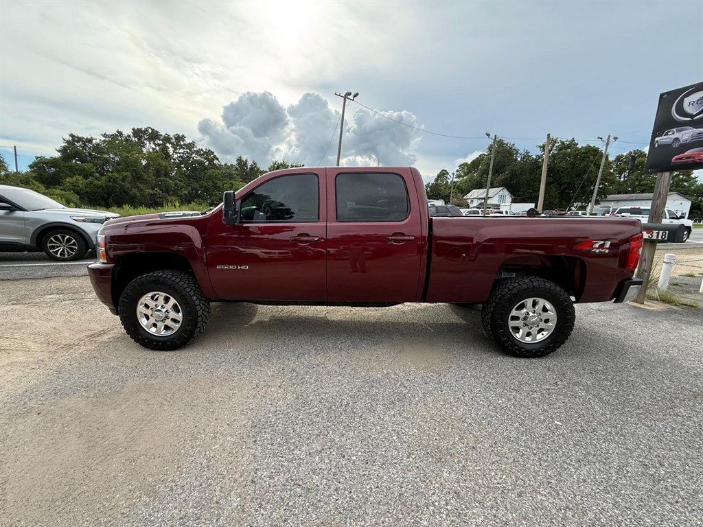 2013 Chevrolet Silverado - $22,995