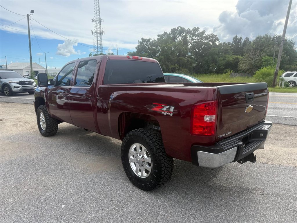 2013 Chevrolet Silverado - $22,995