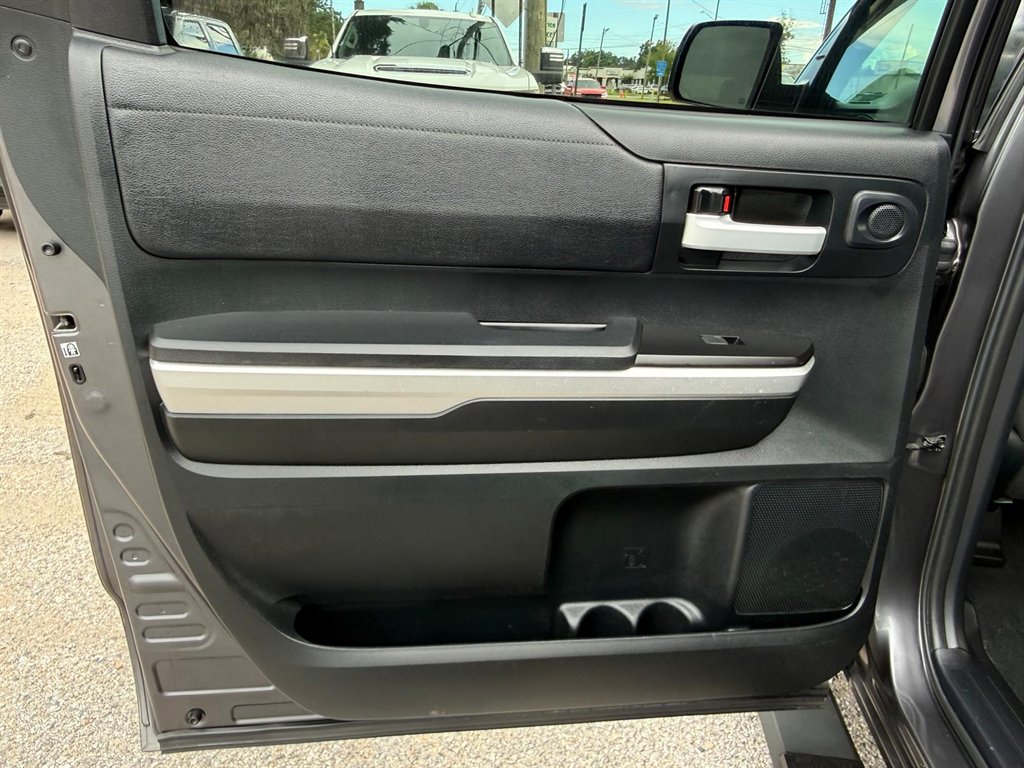 2017 Toyota Tundra - $13,995