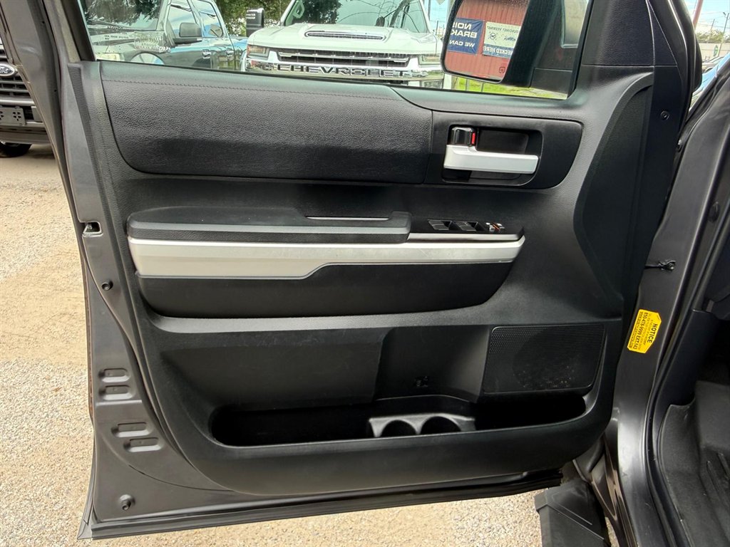 2017 Toyota Tundra - $13,995