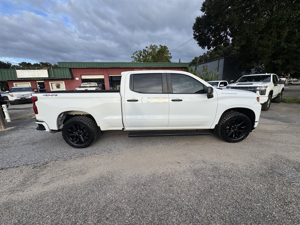 2019 Chevrolet Silverado - $21,995