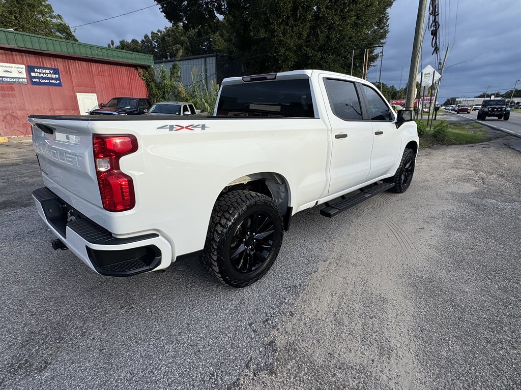 2019 Chevrolet Silverado - $21,995