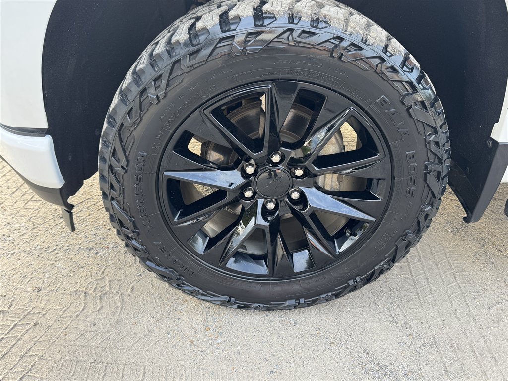 2019 Chevrolet Silverado - $21,995