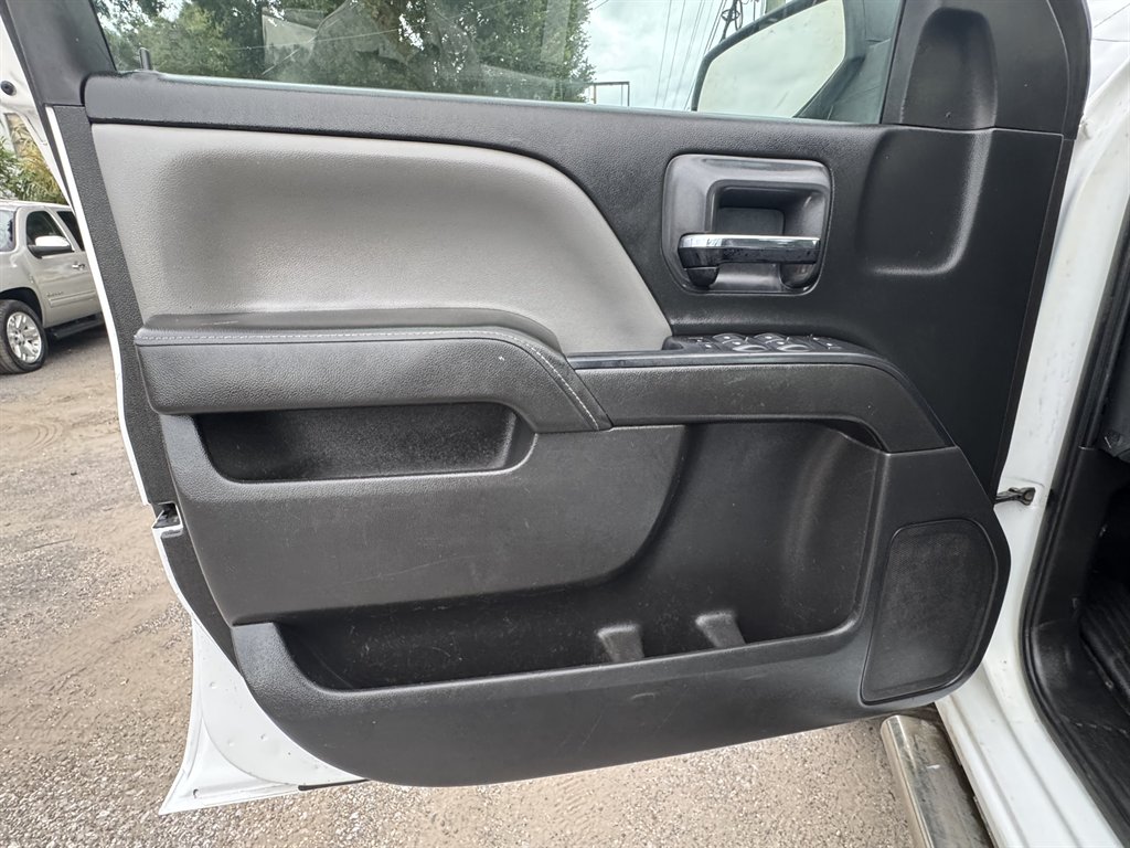 2015 Chevrolet Silverado - $14,995