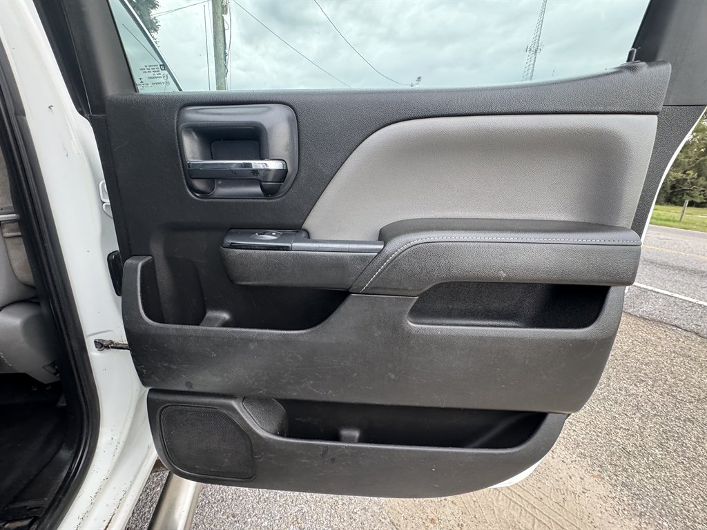 2015 Chevrolet Silverado - $14,995