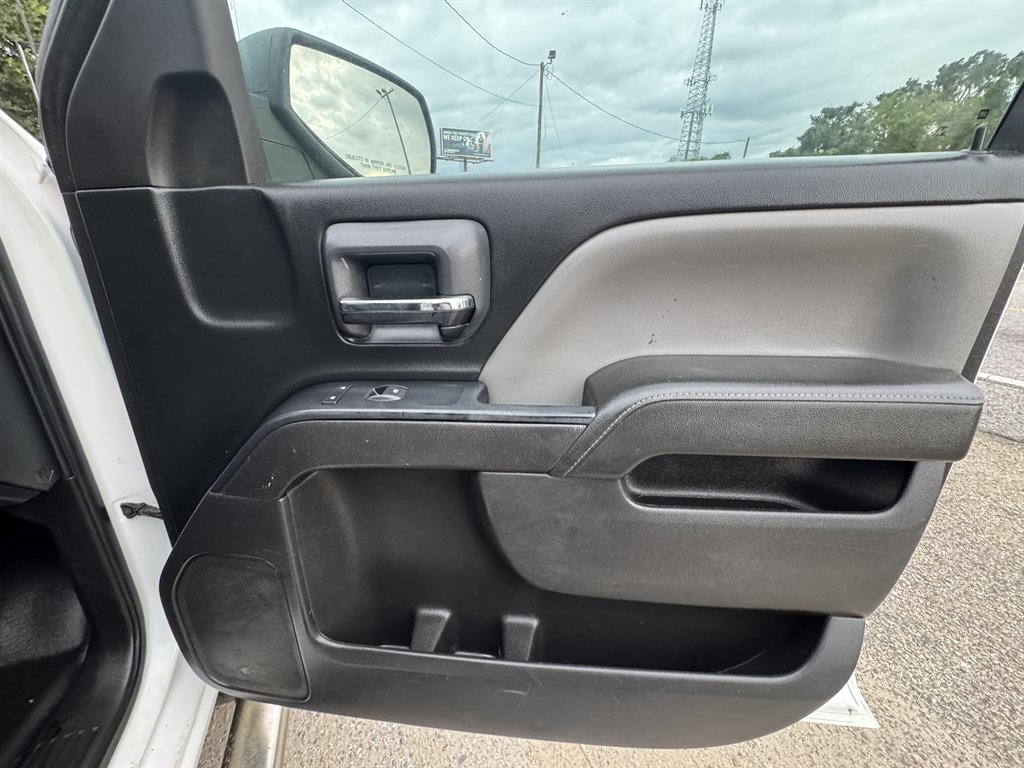 2015 Chevrolet Silverado - $14,995