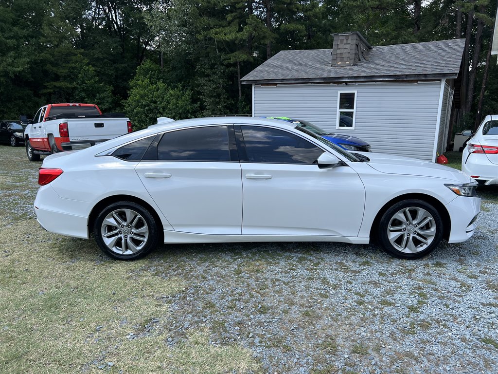 2020 Honda Accord - $17,500