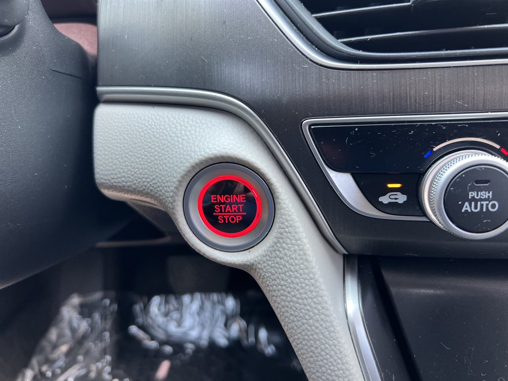2020 Honda Accord - $17,500