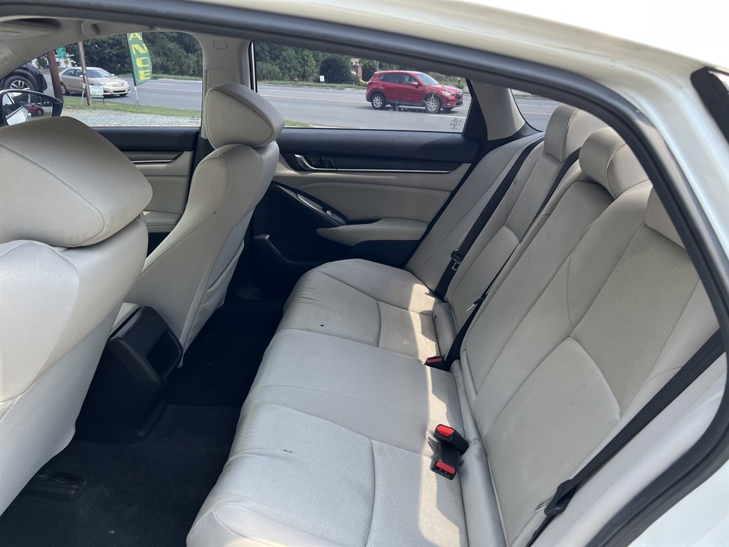 2020 Honda Accord - $17,500