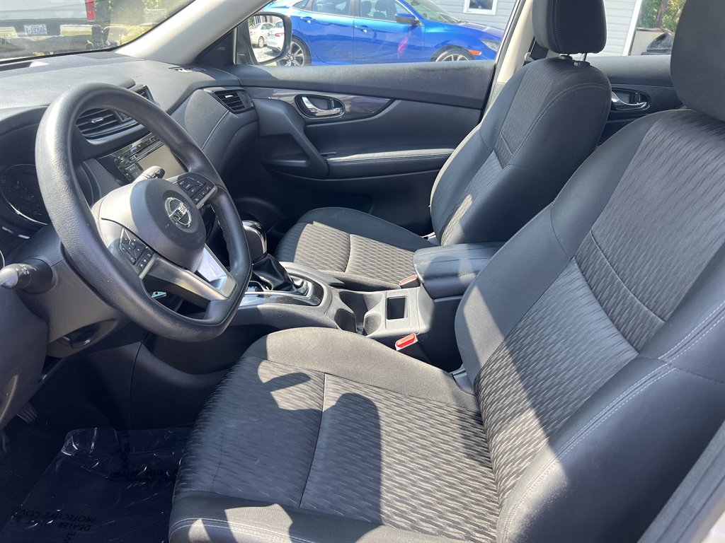 2018 Nissan Rogue - $9,427