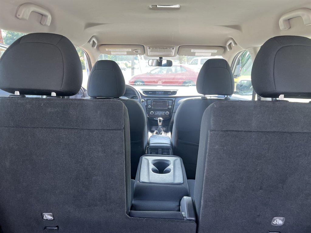 2018 Nissan Rogue - $9,427