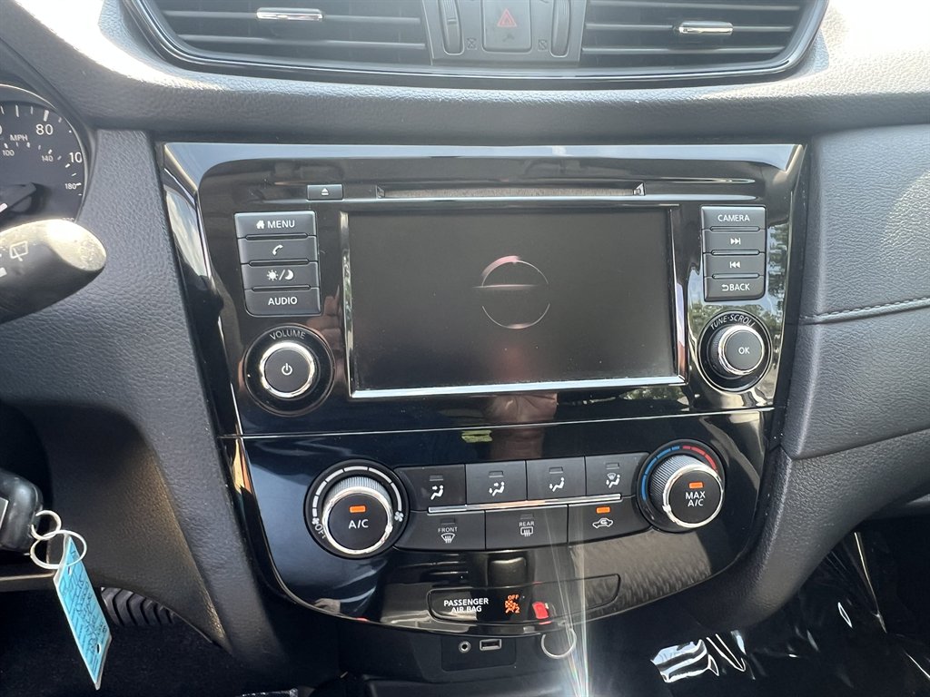 2018 Nissan Rogue - $9,427