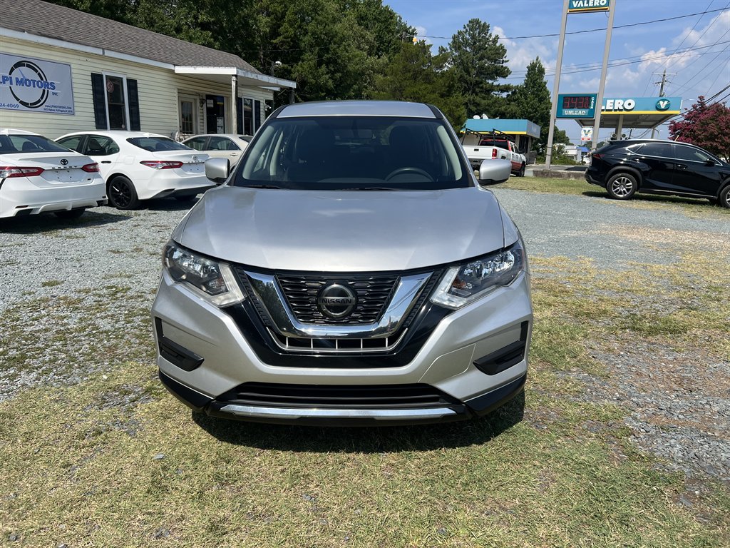 2018 Nissan Rogue - $9,427