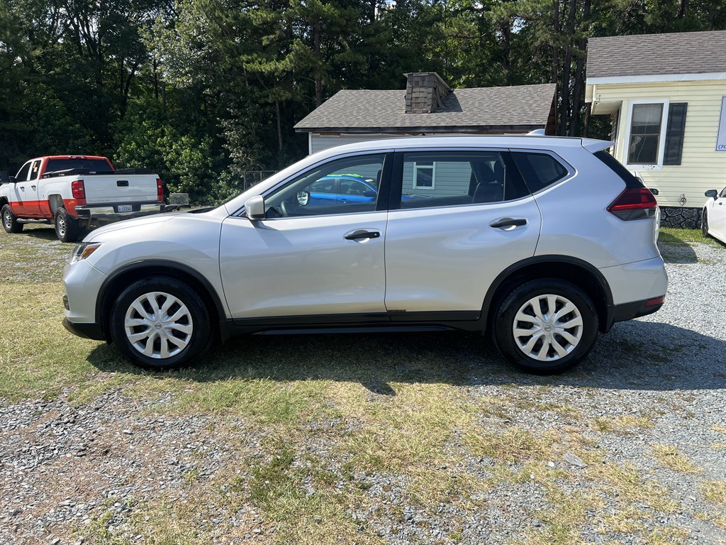 2018 Nissan Rogue - $9,427