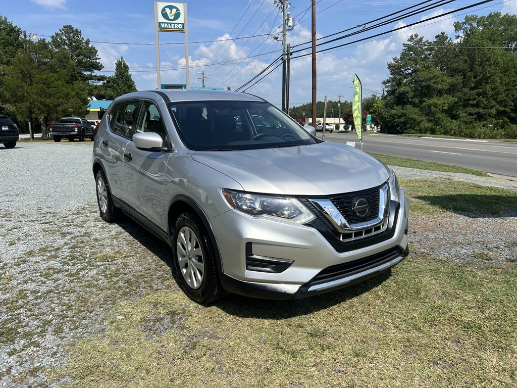 2018 Nissan Rogue - $9,427