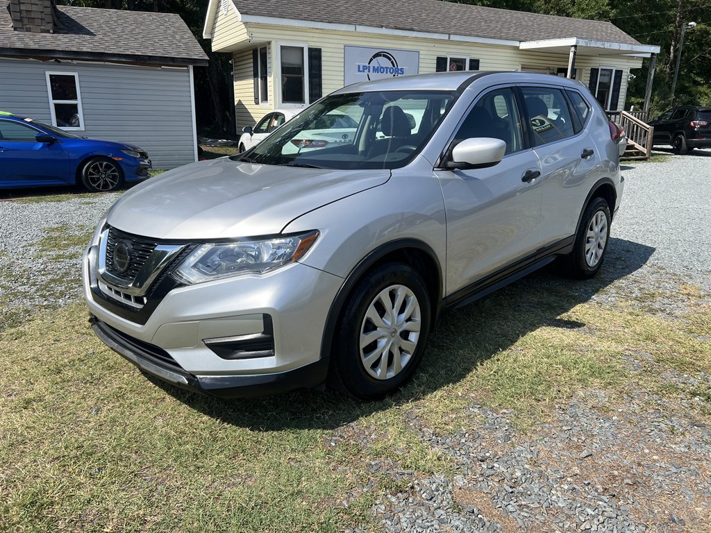 2018 Nissan Rogue - $9,427