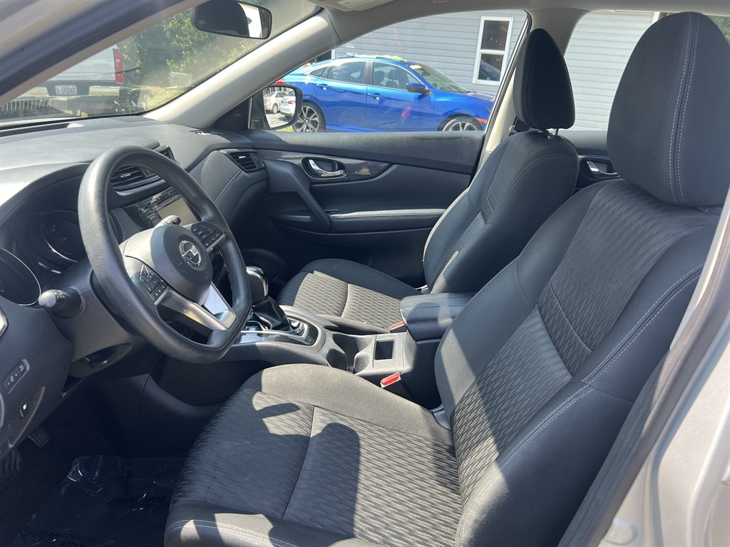 2018 Nissan Rogue - $9,427