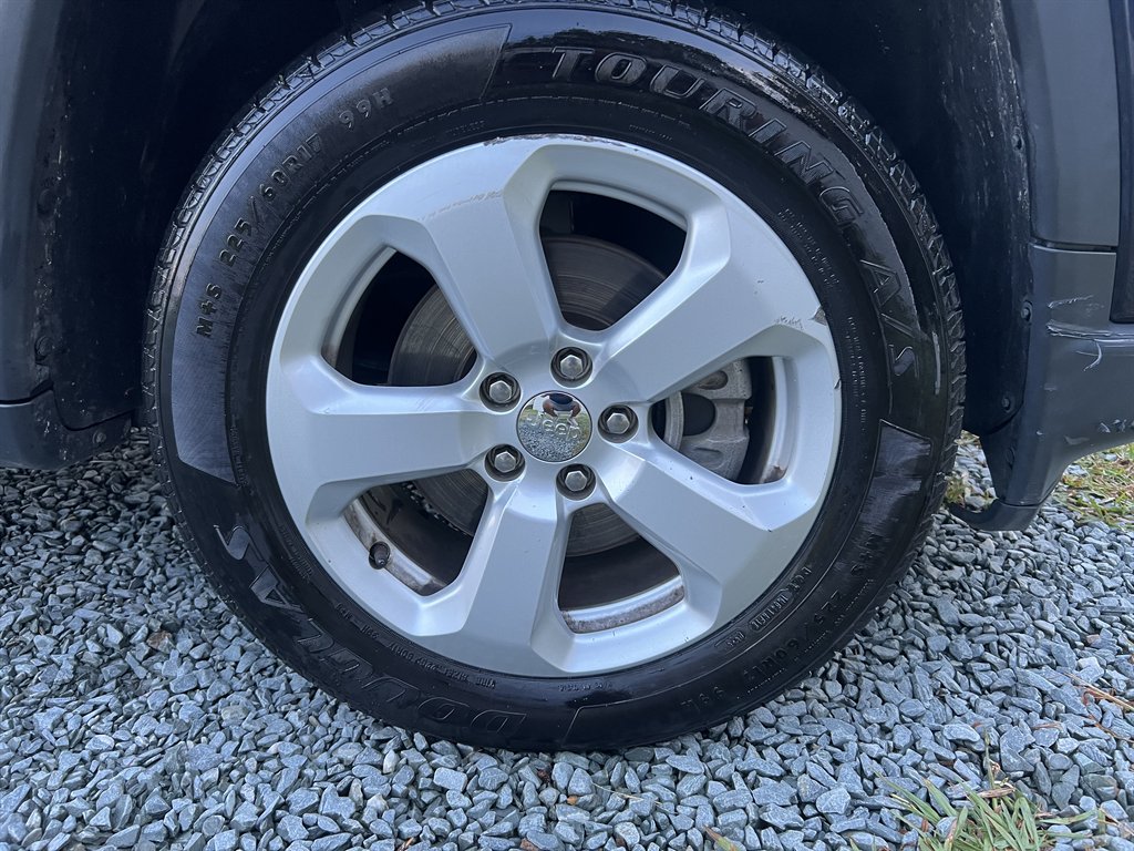 2019 Jeep Compass - $10,999